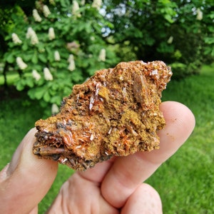 Crocoite - Red Lead Mine - Crocoite mineral - Australia Minerals -  Minerals - Rare minerals - Healing crystals - crystals