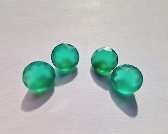 Conjunto de piedras preciosas de calcedonia - Calcedonia - Piedras preciosas - Minerales - Cristales