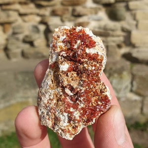 Vanadinite on matrix - Minerals - Healing crystals - Unique minerals - Moroccan Vanadinite - Crystals - Rare minerals - Rare crystals