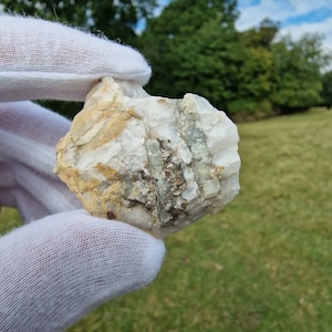 Apatite in Quartz- Carrock Mine - British minerals - Rare minerals - Crystals - Minerals - Healing crystals - Apatite crystal