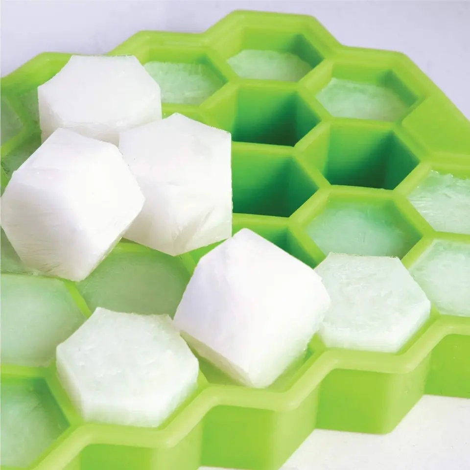1pc Honeycomb 37 Lattice Ice Cube Tray Ice Maker With Lid DIY Ice