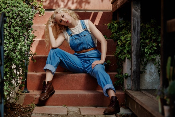 Vintage Lightwash Lee Overalls Size L/XL