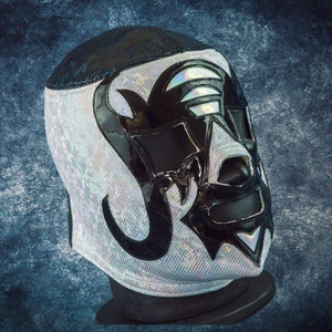 Authentic Mexican Lucha Libre Mask | Handmade Luchador Wrestling Mask | Pro Wrestling, Cosplay, Halloween Costume | Master Hand