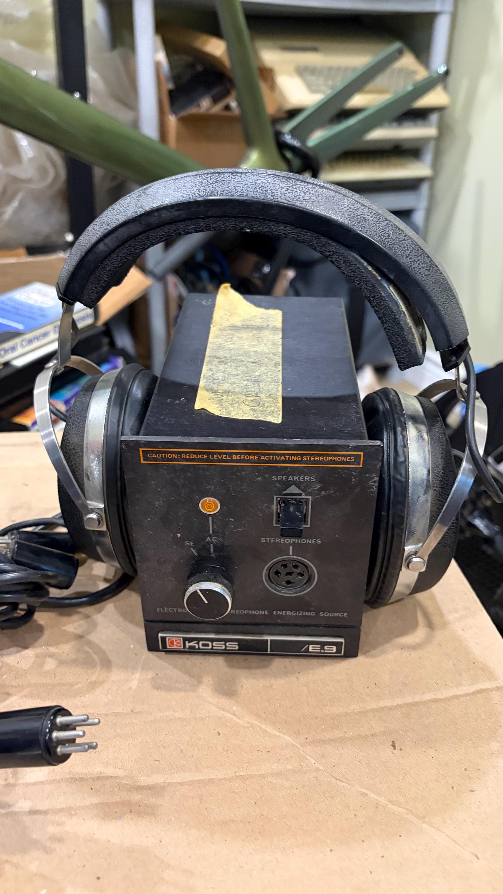 Casque Audio Vintage BST SH622 600 Ohms - Années 70 Avec Réglages Volume Et Tonalité