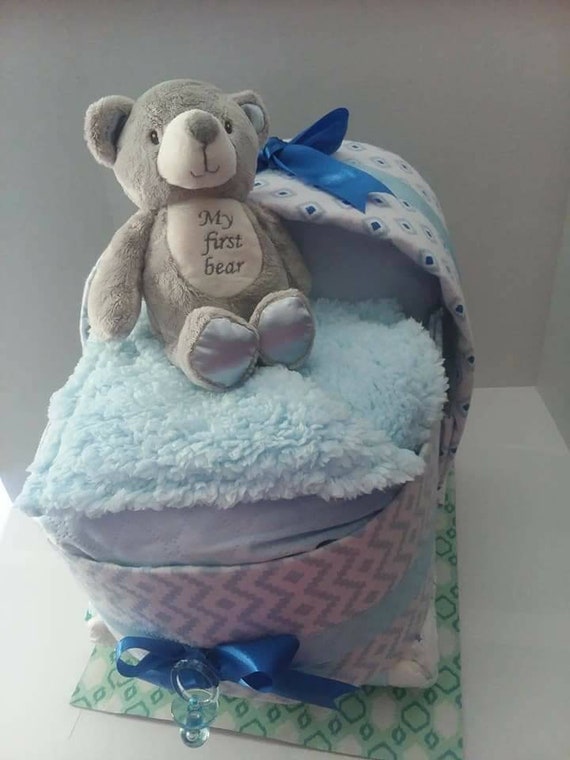 carriage diaper cake