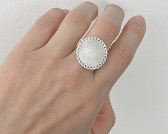 Silver Doily lace ring, scalloped circle ring, large circle ring, statement ring, brushed silver ring, handmade jewelry for her