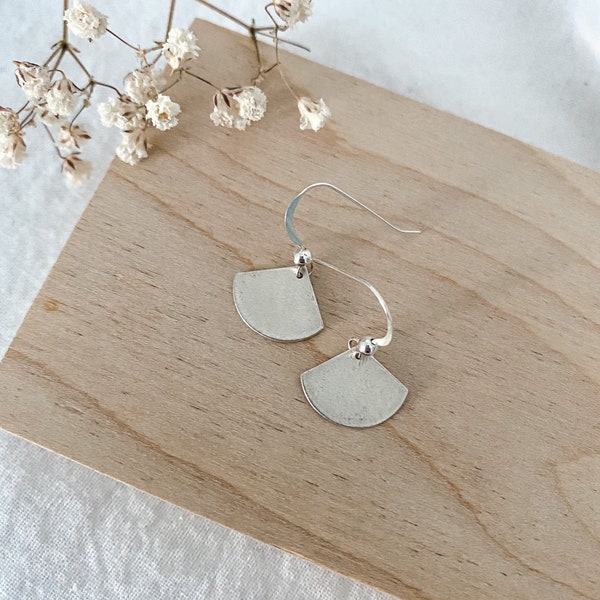 Silver fan dangle earrings, circle charms, brushed matte silver, metal clay jewelry, dainty earrings, gift idea for her, jewelry gift idea