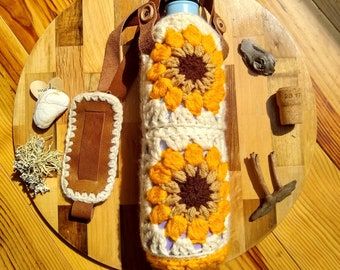 Granny Square Water Bottle Carrier With Reclaimed Leather Strap, Crochet Bottle Cover & Bag, Hiker's Gift, Dog walker Gift, Unisex Gift