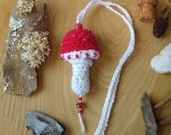 Fairytale Toadstool Crochet Neck Pouch, Fly Agaric Glass Bead Necklace, Amanita Lighter Bag, Mushroom Jewelry, Fungi Lover Gift, Unisex Gift