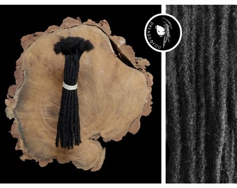 Afro Dreadlock Extensions in der Farbe Schwarz 25cm Länge aus qualitativ hohen Afrohaaren in Handarbeit hergestellt mit geschlossener Spitze