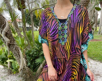 Womens Kaftan Maxi Dress, Passionate Plum Dahlia, Resort Travel Beach Colorful Printed Cruise Caftan, Loose Kaftans for Sale L-2XL