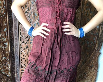 Women's Midi Dress,Bohemian Gypsy Chic Red Stonewashed Rayon Sleeveless Embroidered Summer Midi Dress S