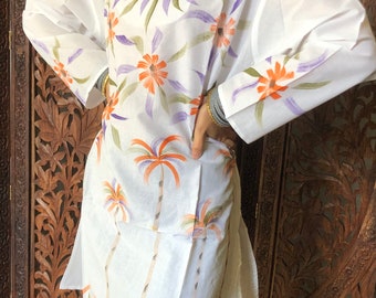 Womens Tunic Blouse White Floral Printed Tunic Summer Cotton Bohemian Gypsy chic Ethnic Kurti L