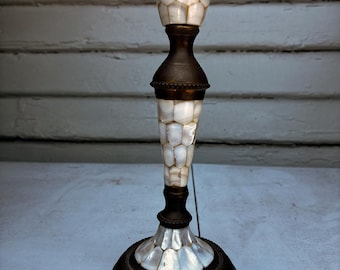 Candelabro vintage in ottone con intarsi in madreperla