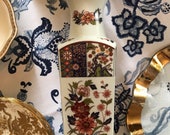 Vintage Imari Style Floral and Gold Japanese Chinoiserie Vase 10 quot