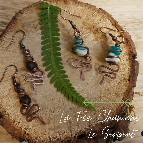 Boucles d'oreilles serpents pierres naturelles perles de bois cuivre fée tribale