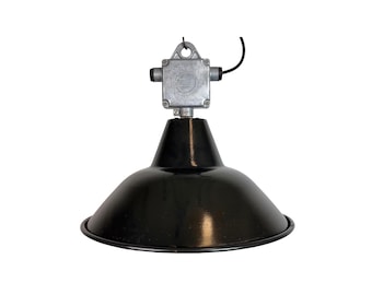 Lampada a sospensione industriale in smalto nero di Elektrosvit, anni '60