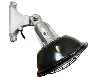Industriële Franse zwart geëmailleerde wandlamp, jaren 60