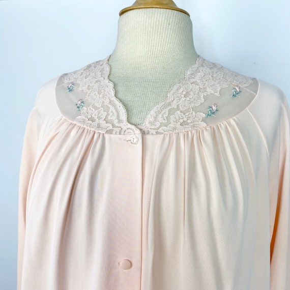 Vintage 60s Shadowline peachy pink lace detail ro… - image 2