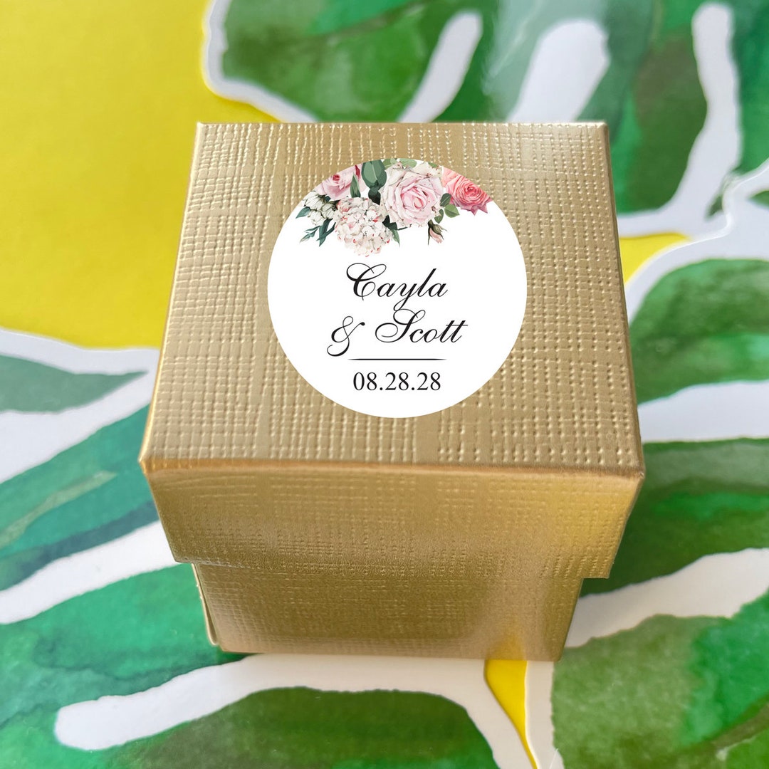 Set of 12 Personalized Gold Linen Favor Boxes With Labels Floral