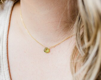 Dainty Necklace Peridot Necklaces for Women Crystal Choker Necklace Crystals Necklace Simple Necklace Gifts for Women