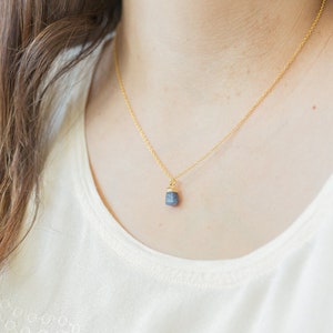 Raw Sapphire Necklace Raw Crystal Necklace Crystal Pendant Necklace Necklaces for Women Sapphire Jewelry