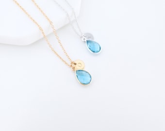 Personligt halsband med blå topas - Anpassade smycken med blå topas - Decembers födelsesten - Present till mamma