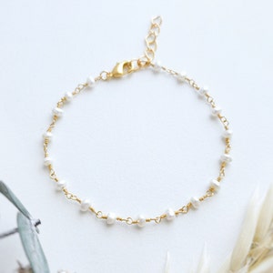Pearl Bracelet - Pearl Jewelry - Flower Girl Bracelet -  Bridesmaid Bracelet - Bracelets for Women - Dainty Bracelet - Wedding Bracelet