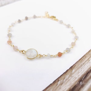 Pulsera de piedra lunar arcoíris Joyas de piedra lunar Pulsera con piedra natal de junio