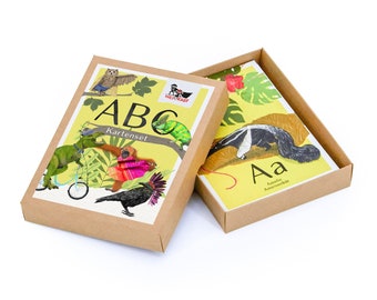 ABC-Kartenset mit Tieren, Geschenk zur Einschulung, 26 Postkarten in schicker, stabiler Box, Alphabet, Kartenspiel