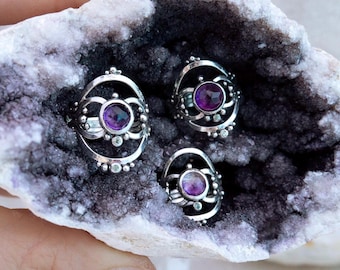 ASTERODEIA • Handmade Super Seven Sterling Silver Ring • Green Sapphire Boho Jewelry