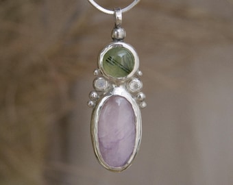 STELLARA • Handcrafted Silver Pendant • Prehnite, Kunzite & Moonstone, Boho Celestial Jewelry