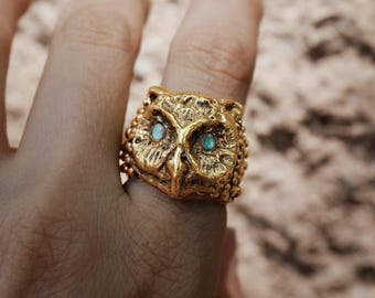 BÚHO •  Owl Ring with Labradorite Eyes | Hand Sculpted Brass Ring • Nature Inspired Animal Jewelry • Symbolic Owl Ring