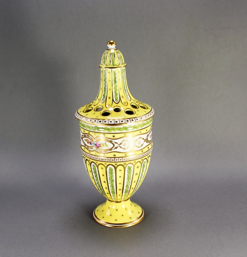 Potschappel ca Antique Porcelain Urn Vase with Lid Dresden 1901 year Carl Thieme Vintages Store Design