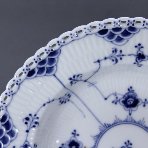 Royal Copenhagen - Blue Fluted Full Lace shops # 1079 - Rare Deep Soup Bowl Plate - Excellent Condition - 1950s
