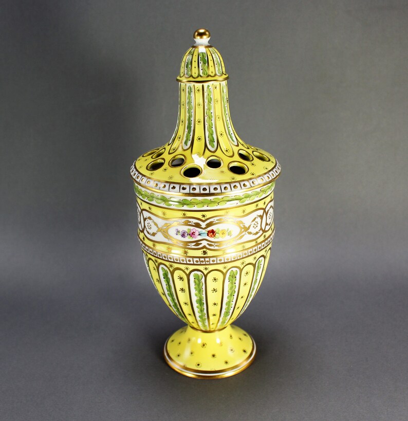 Potschappel ca Antique Porcelain Urn Vase with Lid Dresden 1901 year Carl Thieme Vintages Store Design