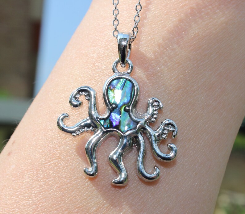 Collar colgante de pulpo de concha interior de Paua imagen 1
