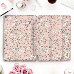 Initials iPad case Personalized iPad Pro 11 12.9 2021 10.5 10.2 Air 4 9.7 Mini 5 Cute Floral Flowers Custom Aesthetic Monogram case for Girl