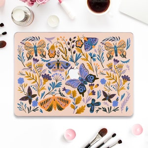 Etui na Macbooka z motylami Estetyczne etui na Macbooka Pro 13 cali Air 13 15 M2 M3 Pro 14 Pro 16 Śliczne kwiaty boho Ładne, kolorowe, dziewczęce etui z kwiatowym wzorem