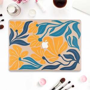 Estetyczna obudowa Macbooka Kwiaty Macbook Pro 13 cali Air 13 15 M2 M3 2024 Pro 14 16 Niebiesko-żółte kwiaty Ładny dziewczęcy styl boho Modna obudowa w kwiaty