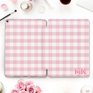 Cute iPad case Initials iPad 11th a16 10th 9th Air 11 inch Pro 13 12.9 Mini 7 Aesthetic pink gingham Custom monogram Personalized girly case
