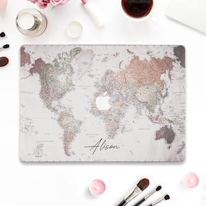 Étui Macbook de voyage personnalisé Macbook Pro 13 pouces Air 13 15 M2 M3 Macbook Pro 14 16 Nom personnalisé carte du monde esthétique Étui unique tendance