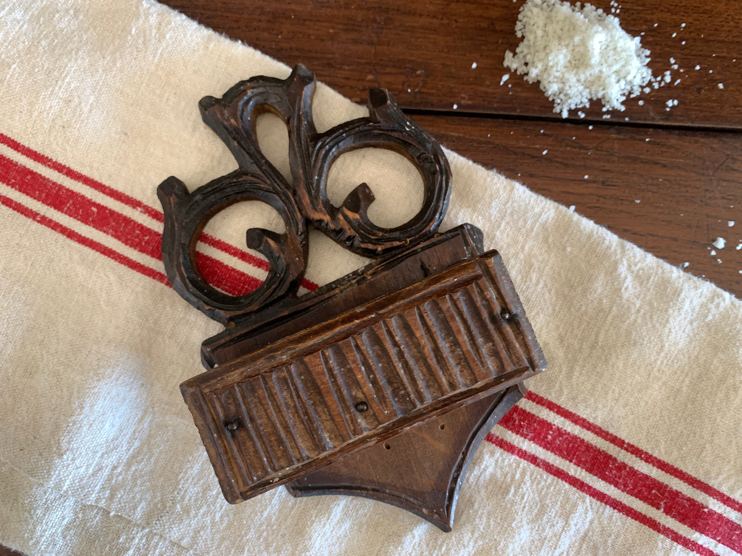 Français Vintage Boîte à Sel en Bois Cave Cuisine Stockage Rustique