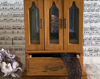 Joyero francés antiguo: Mini mueble de madera con cajón