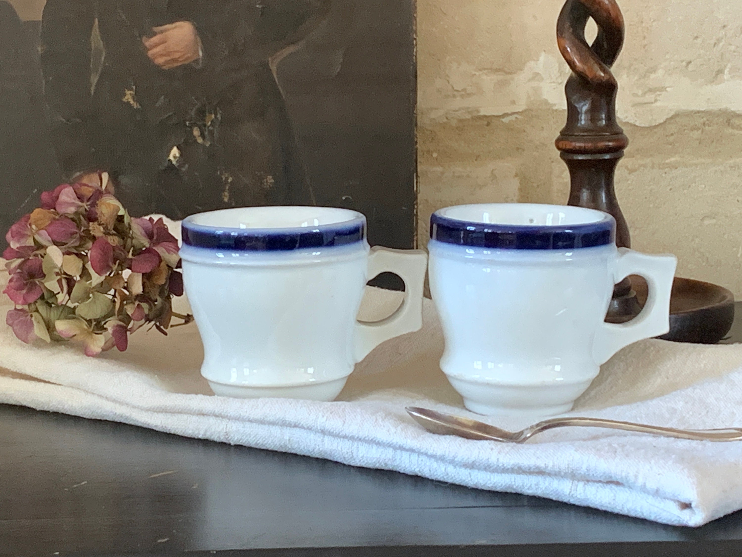 Ensemble à Café Brulot 6 Tasses – Porcelaine Blanche – Rare