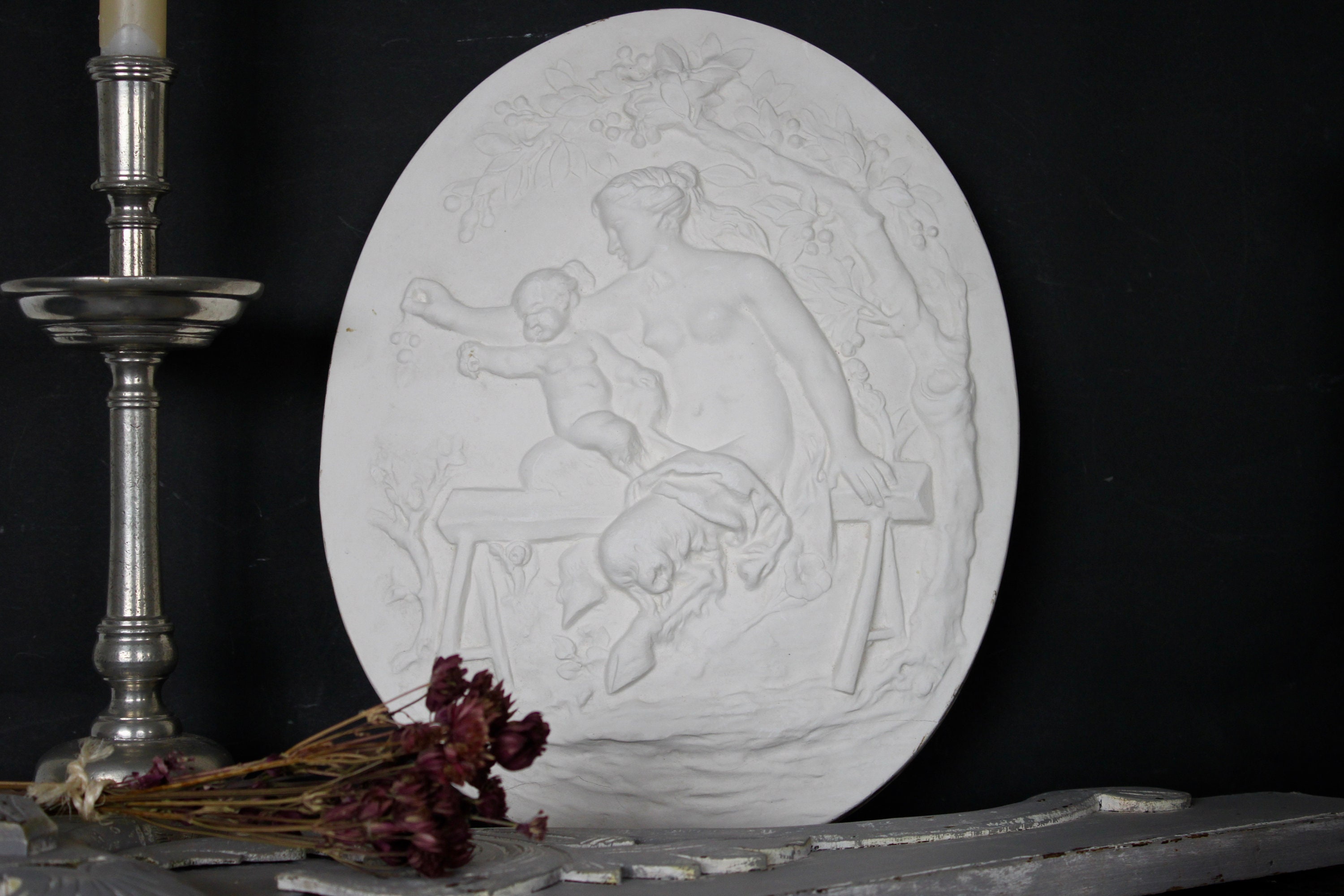 Plaque de Plâtre Vintage Français avec Chérubin Néo Classique Bas-Relief