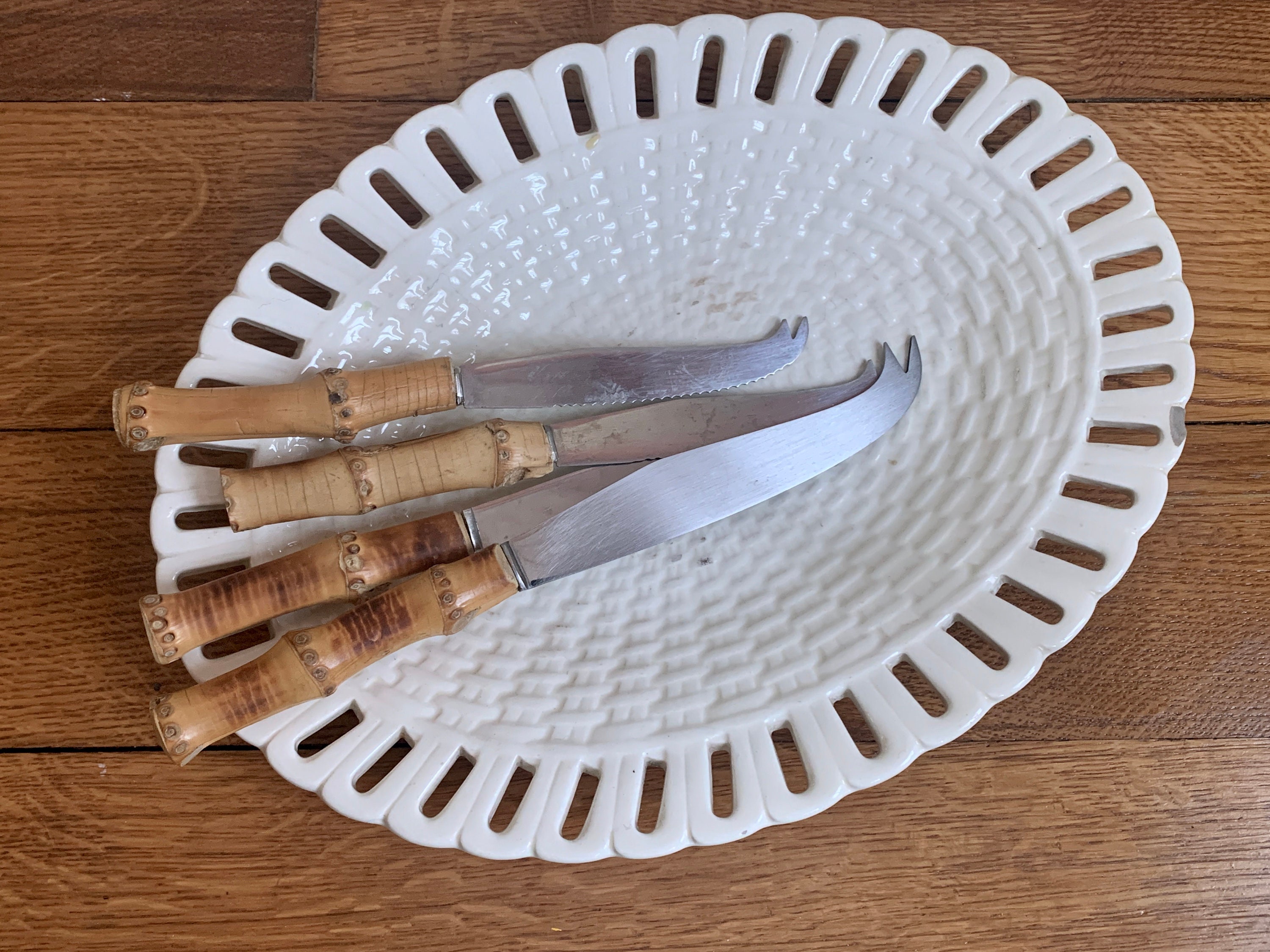 collection instantanée de 4 couteaux à fromage en bambou vintage français primitifs boho cuisine