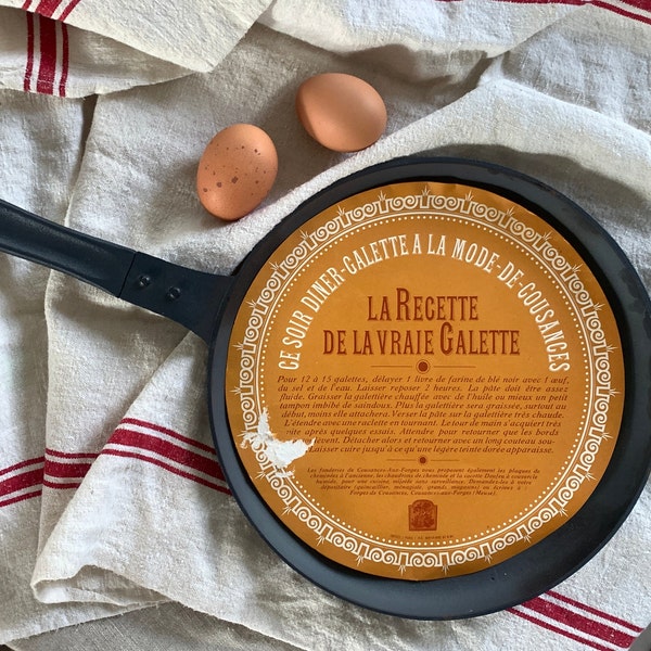 Antique French Cast Iron Pancake Pan Cousances Le Creuset Long Handle Skillet