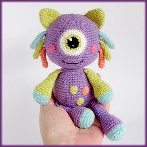 Cute Purple Amigurumi Monster Crochet Pattern, cute crochet monster, crochet monster amigurumi pattern, monster Ari crochet pattern