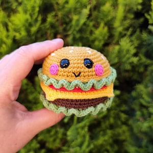 Amigurumi hamburger Crochet Pattern - cute food PDF tutorial
